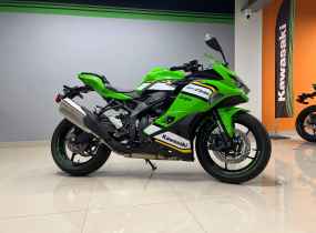 Kawasaki Ninja ZX-4RR