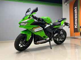 Kawasaki Ninja ZX-4RR