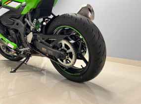 Kawasaki Ninja ZX-4RR