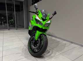 Kawasaki Ninja ZX-4RR