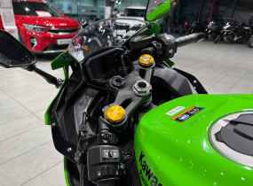 Kawasaki Ninja ZX-4RR