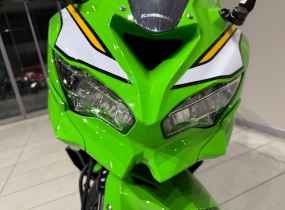 Kawasaki Ninja ZX-4RR