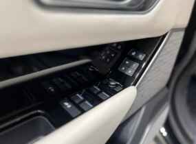 RANGE ROVER VELAR