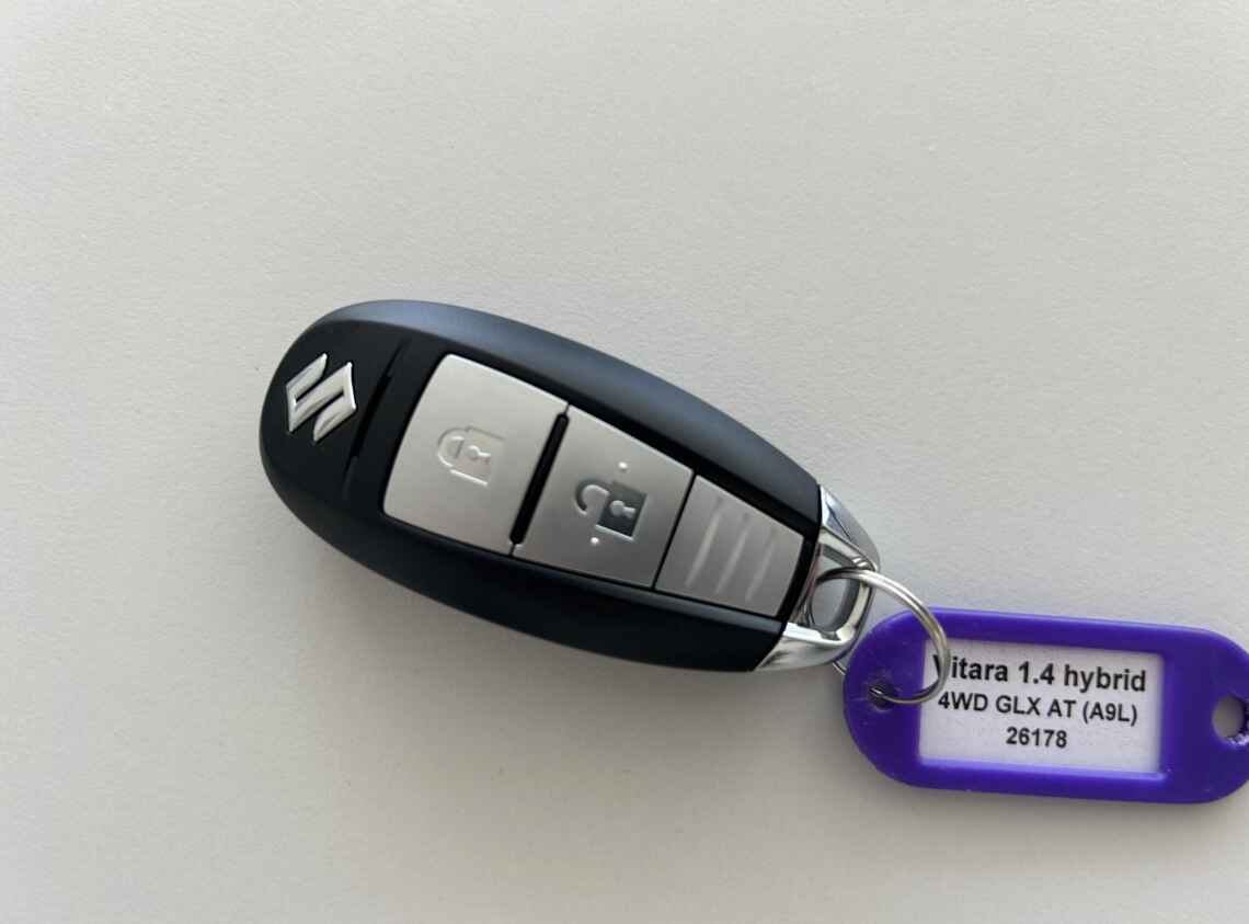 suzukitharu77 Suzuki Grand Vitara XL-7 (98-05) ручка задней двери багажника
