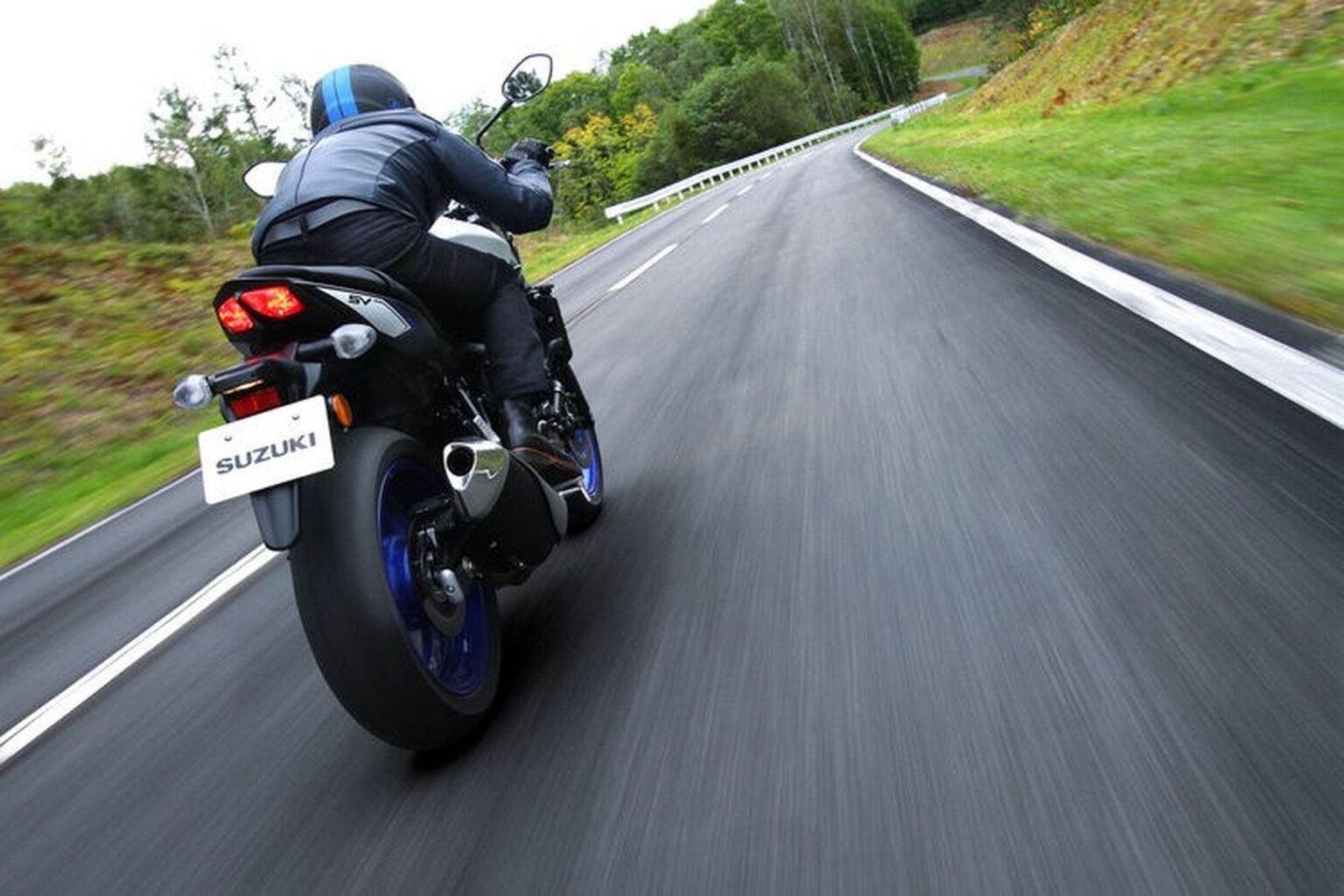 SV650