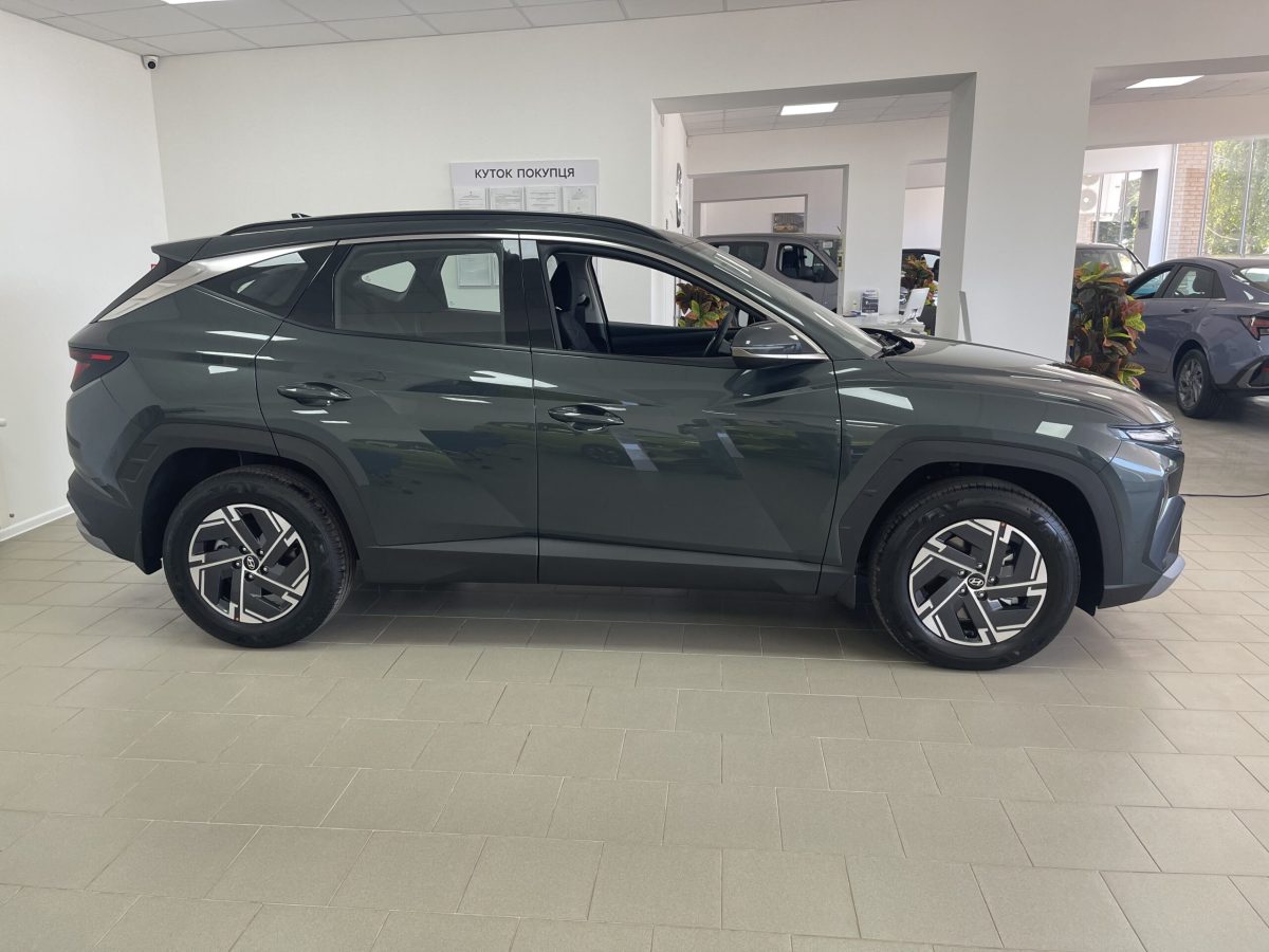 HYUNDAI Tucson NX4 PE 2.0 2WD 6AT