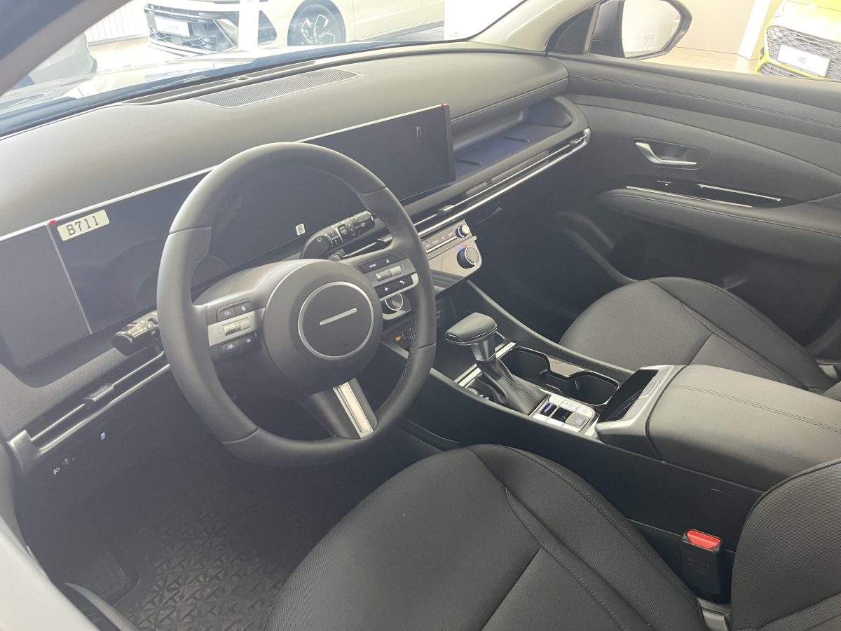 HYUNDAI Tucson NX4 PE 2.0 2WD 6AT