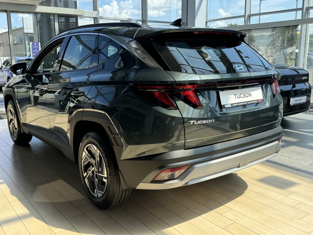 Hyundai Tucson NX4 PE 2.0 Express 2WD 6AT