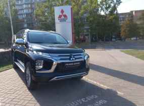 MITSUBISHI Pajero Sport 2.4 TD AT Instyle