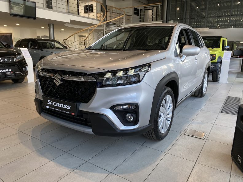 Suzuki S-cross 1.4T 2WD M/T GL