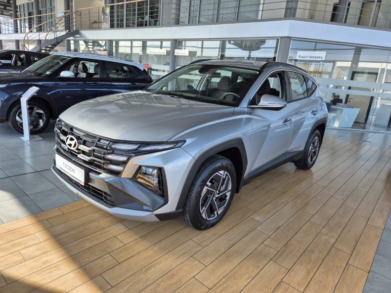 Hyundai Tucson NX4 PE 2.0 Express 2WD 6AT