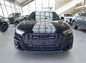 Audi S8 2025
