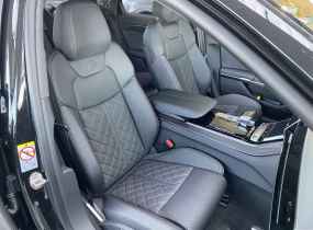Audi S8 2025