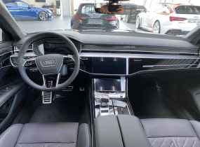 Audi S8 2025