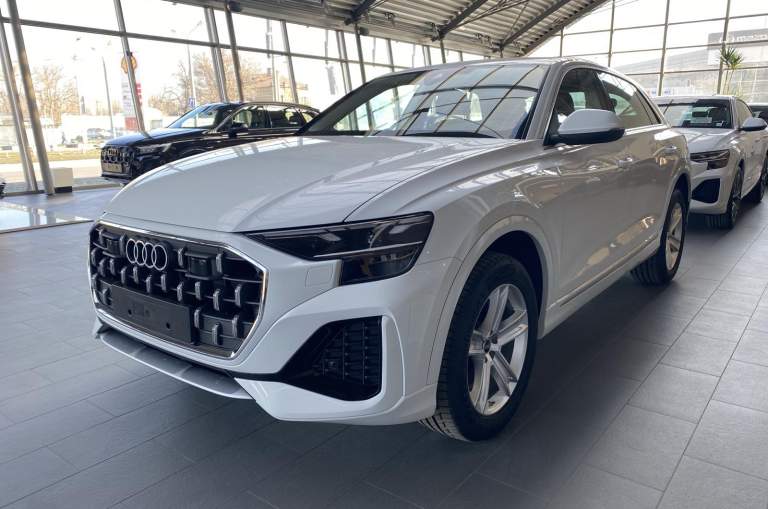Audi Q8 2025