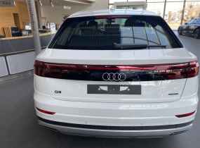 Audi Q8 2025