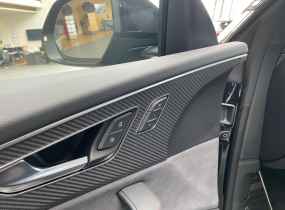 Audi RS Q8 2025