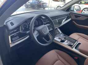 Audi Q8 2025