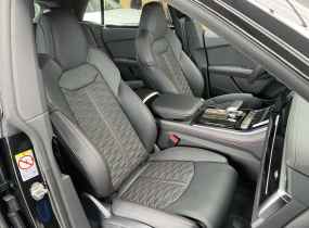 Audi RS Q8 2025