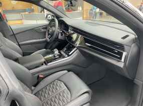 Audi RS Q8 2025