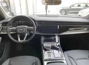 Audi Q8 2025