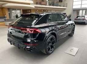 Audi RS Q8 2025