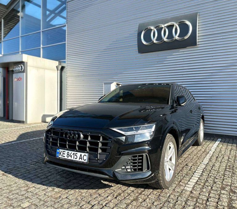 Audi Q8