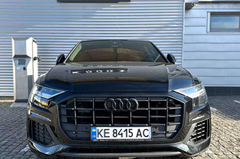 Audi Q8