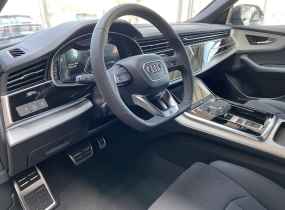 Audi SQ8 2025