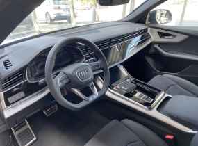 Audi SQ8 2025
