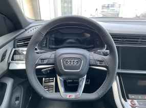 Audi SQ8 2025