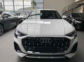 Audi Q8 2025