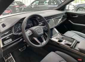 Audi Q8 2025