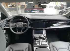 Audi Q8 2025