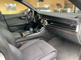 Audi Q8 2025
