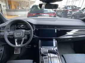 Audi Q8 2025