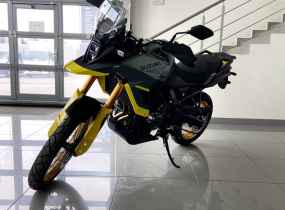 Suzuki V-Strom 800 DE