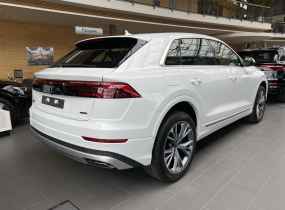 Audi Q8 2025