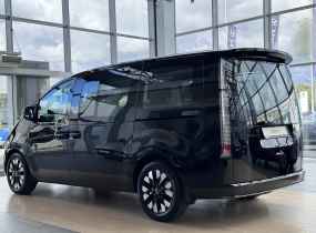 Hyundai Staria 2.2 CRDi 7-Top Bronze 8AT 4WD