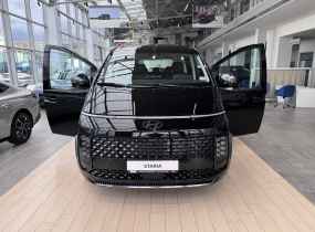 Hyundai Staria 2.2 CRDi 7-Top Bronze 8AT 4WD