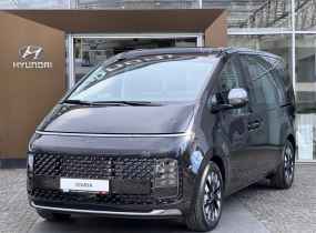 Hyundai Staria 2.2 CRDi 7-Top Bronze 8AT 4WD