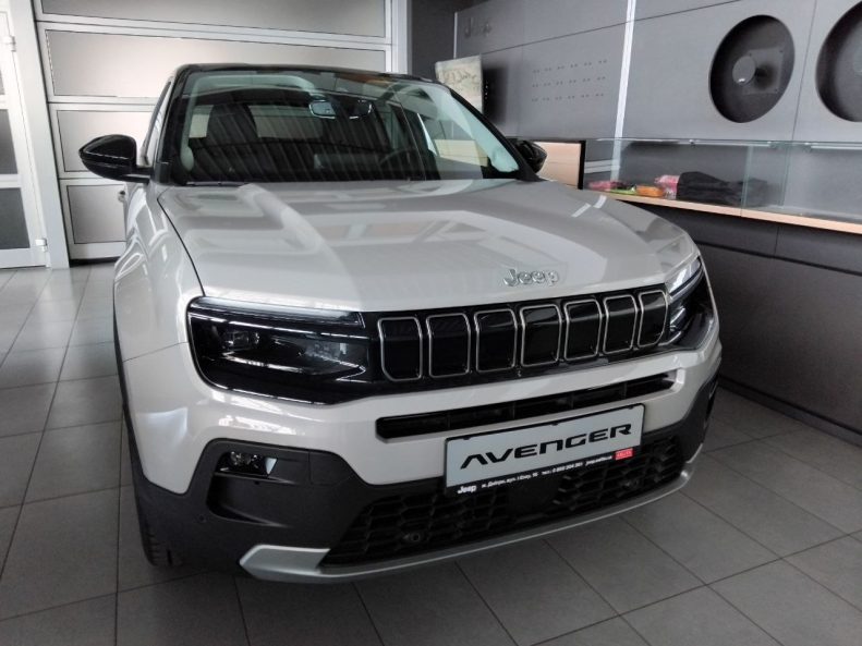 Jeep Avenger 1,2 MHEV DCT6 Summit