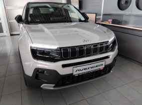 Jeep Avenger 1,2 MHEV DCT6 Summit