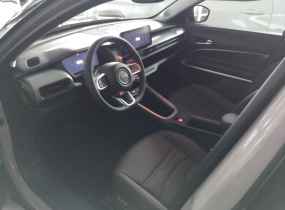 Jeep Avenger 1,2 MHEV DCT6 Summit