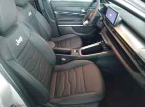 Jeep Avenger 1,2 MHEV DCT6 Summit