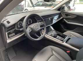 Audi Q8 2025