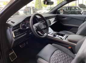 Audi RS Q8 2025