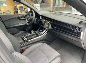 Audi Q8 2025
