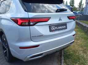 MITSUBISHI Outlander 2.5 CVT Ultimate