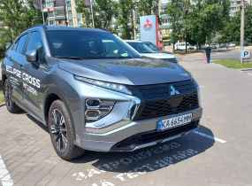 MITSUBISHI Eclipse Cross 2.0 CVT Intense